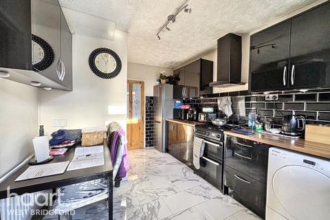 3 bedroom terraced house for sale, Cerne Close, Nottingham