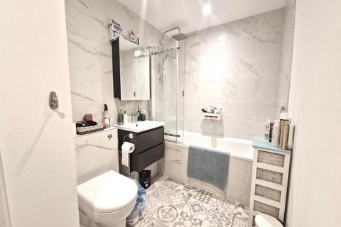 undefined, High Street, Walthamstow, London E17 7BH