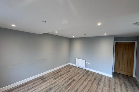 2 bedroom apartment to rent, High Street, Walthamstow, London E17 7BH