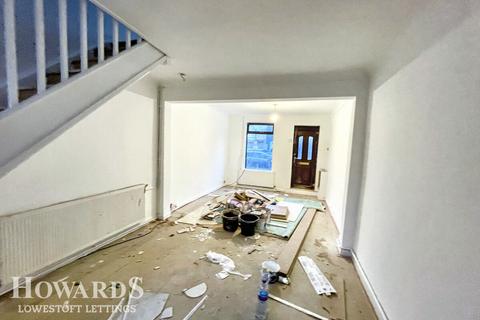3 bedroom terraced house to rent, Haward Street, LOWESTOFT