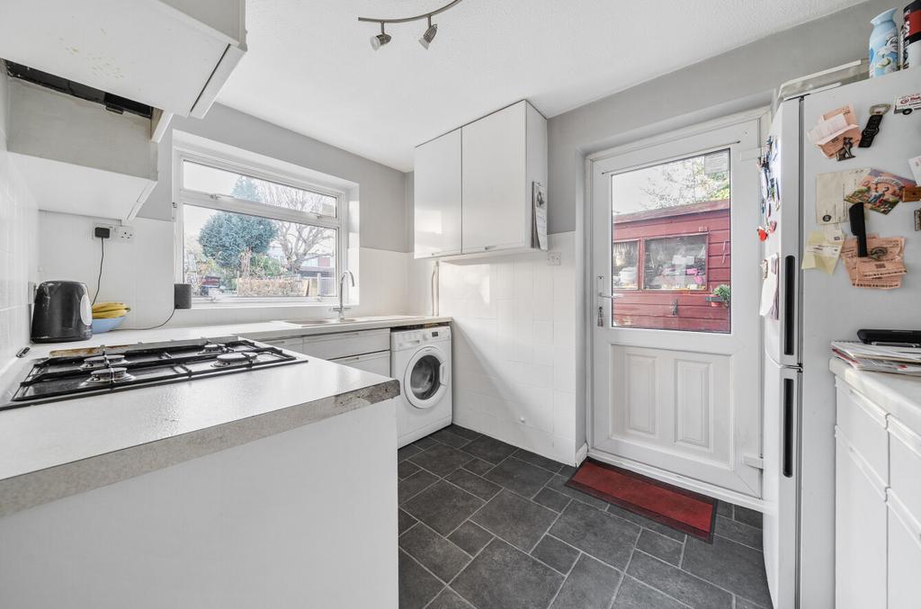 1383147-3-69399e3...