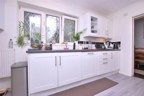 3 bedroom detached house to rent, Broad Street, Guildford, Surrey, GU3