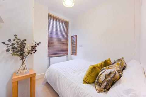 undefined, Lillie Road, Bishop's Park, London, SW6