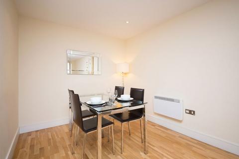 2 bedroom flat for sale, Great Suffolk Street, London SE1