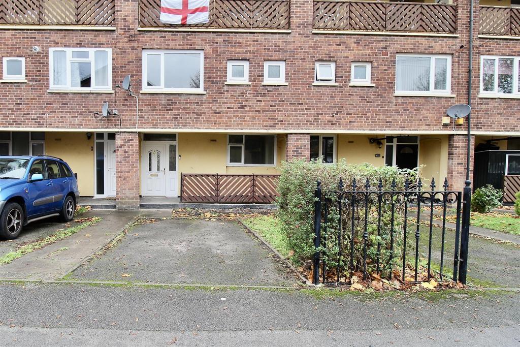 Front Garden/Driveway