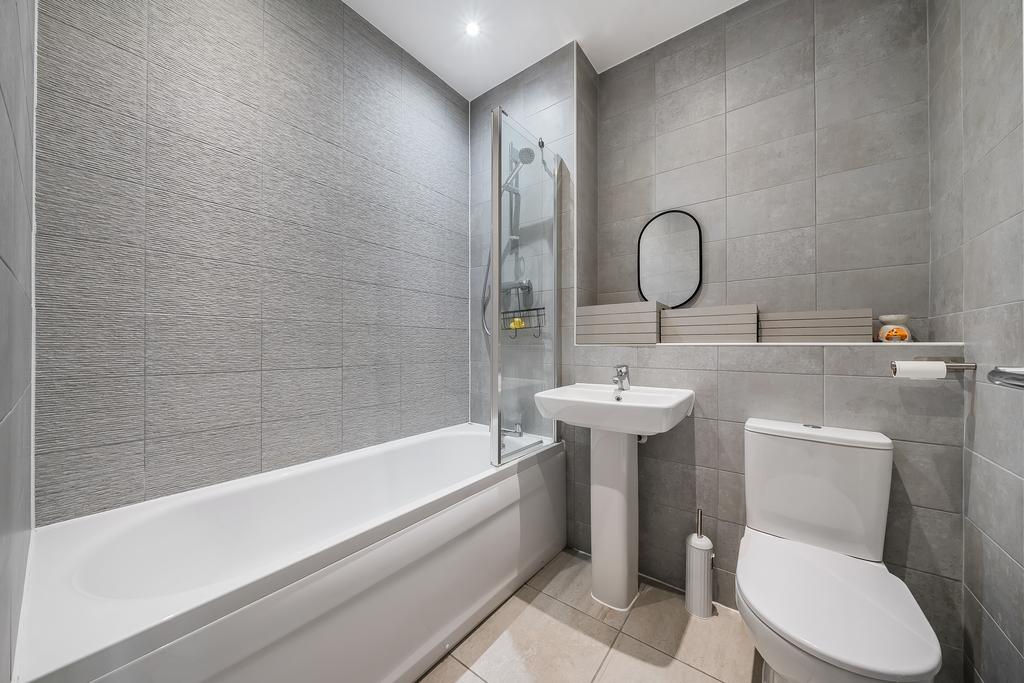 138833417693a95a8c7e28