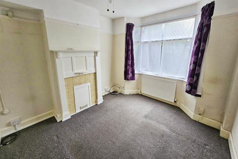 3 bedroom semi-detached house for sale, Broadgate, Beeston, NG9 2HD