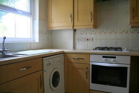 2 bedroom flat to rent, Venneit Close, Roger Dudman Way, Oxford
