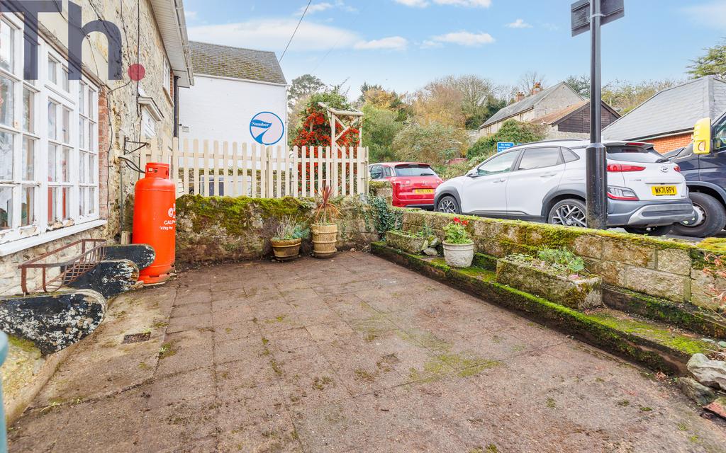 Front Courtyard Garden
