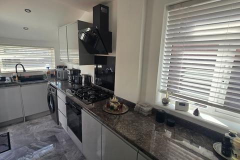 3 bedroom semi-detached house to rent, Talbot Road, Fallowfield, Manchester