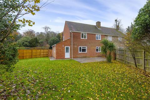 3 bedroom semi-detached house for sale, Amos Close, Sheldwich Lees