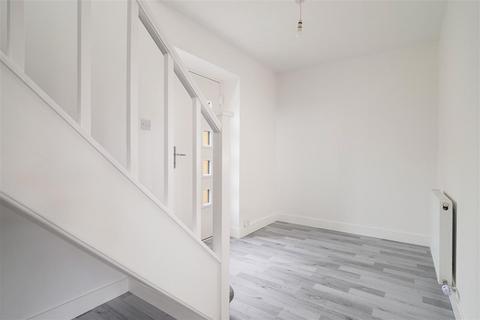 3 bedroom semi-detached house for sale, Amos Close, Sheldwich Lees