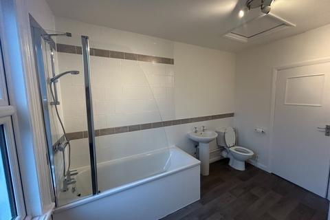 2 bedroom flat to rent, Pellatt Road, London SE22