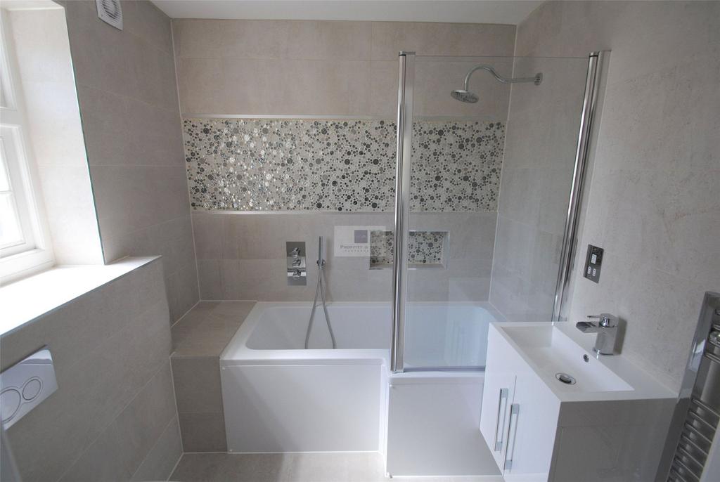 Bedroom 2 Ensuite