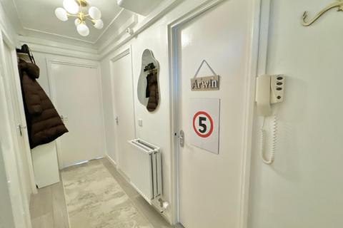 undefined, Grantham Towers, Leeds, West Yorkshire, LS9