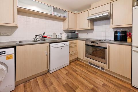 undefined, The Dell, Southampton SO15