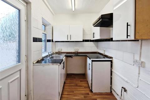 2 bedroom terraced house to rent, Worsley Road, Bolton BL4