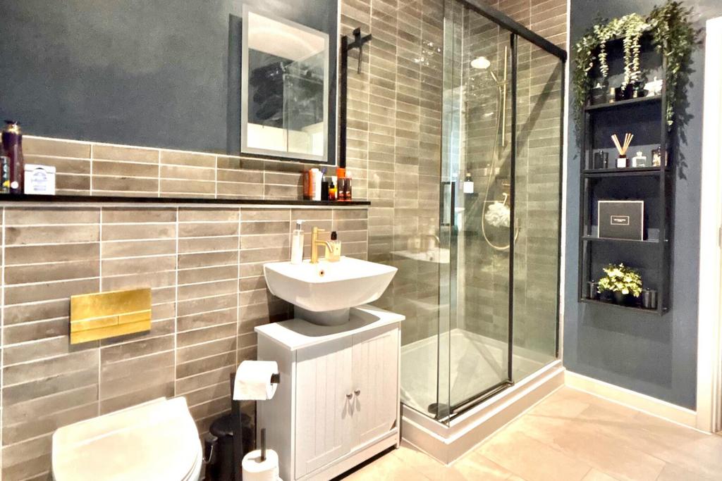 En Suite View 1