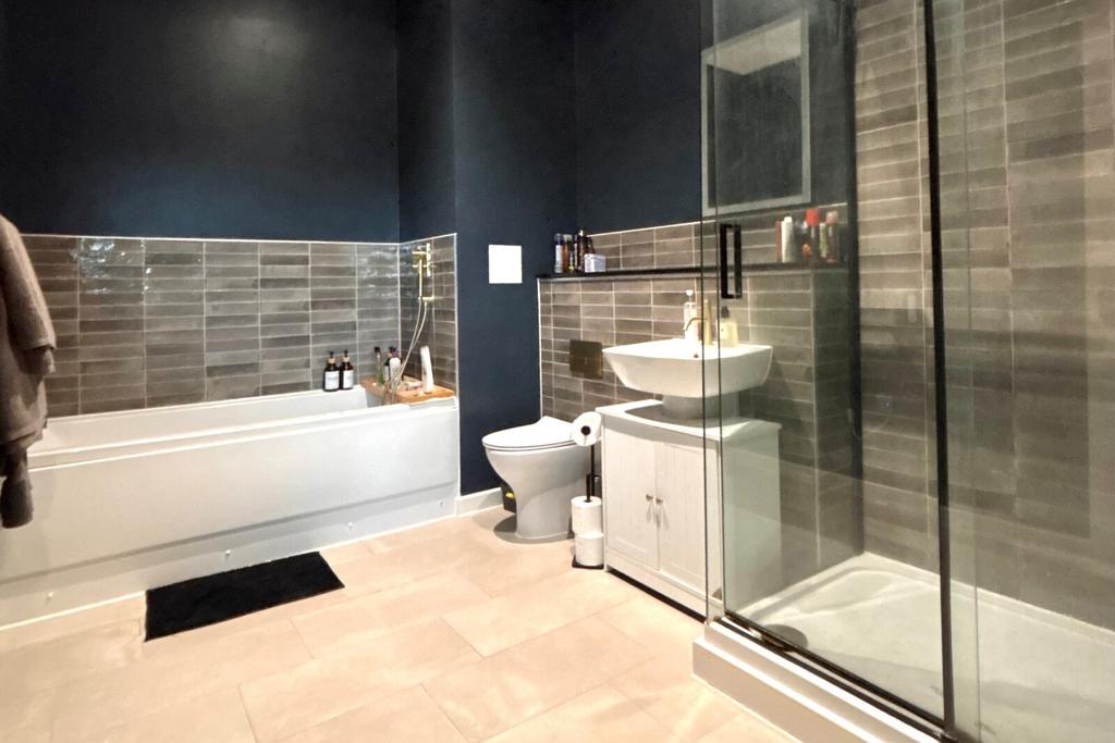 En Suite View 2