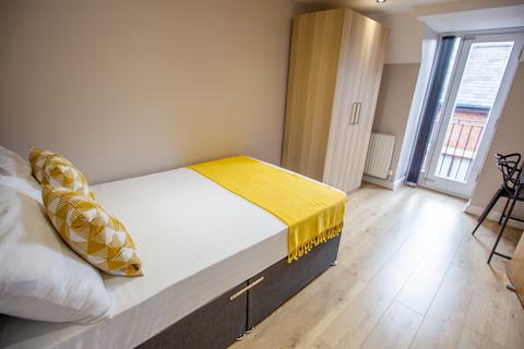 undefined, Markden Mews, L8 1TN,