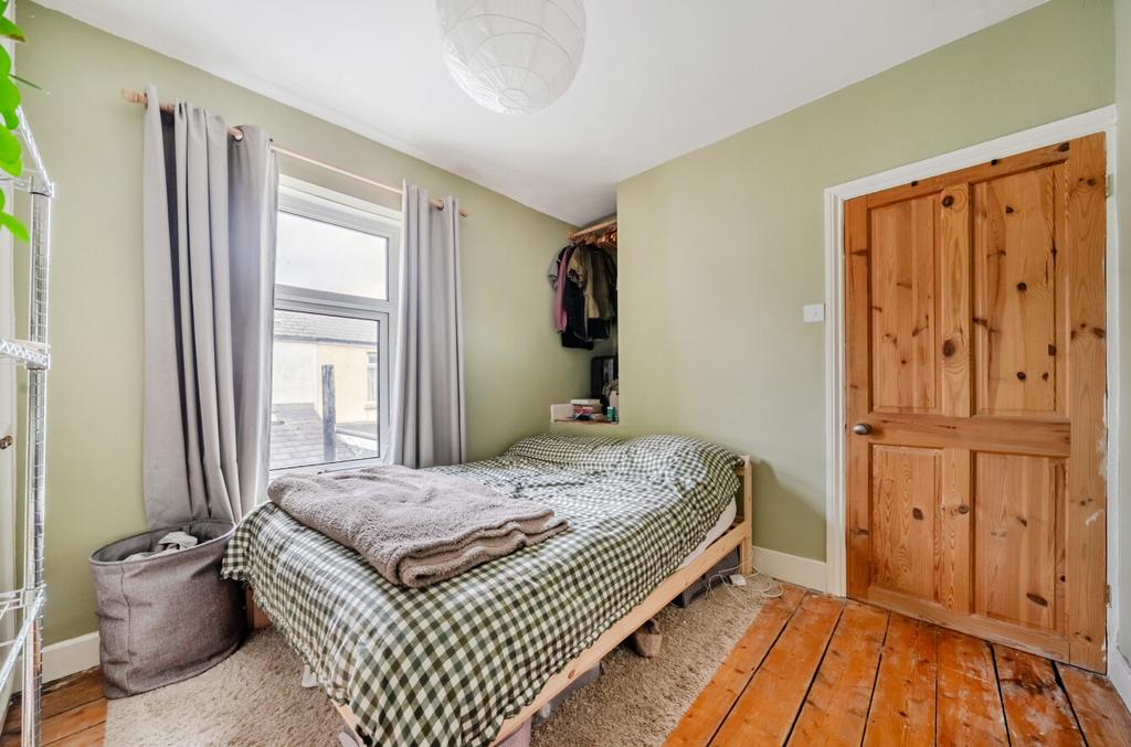 1388102-15-693a9e...