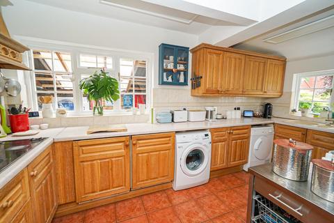 undefined, Hartwell Crescent, Leighton Buzzard