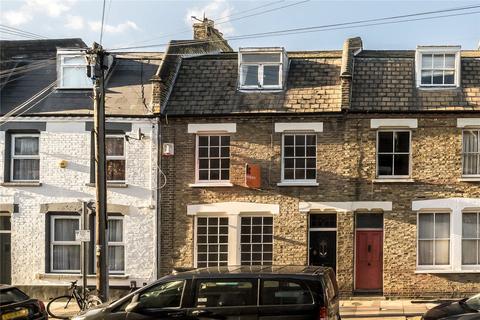 undefined, Senrab Street, Stepney Green, London, E1