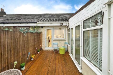 14708 34299390 IMG 21 0000 max 476x317