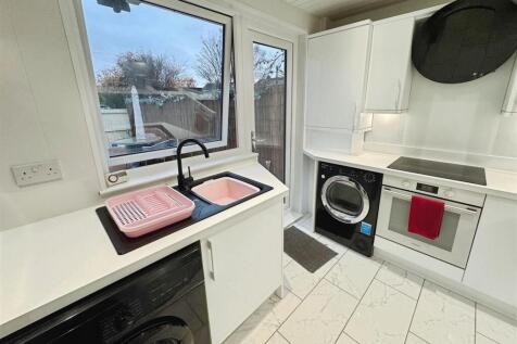 14708 34299390 IMG 08 0000 max 476x317