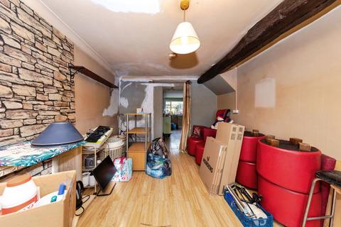 5 bedroom end of terrace house for sale, St. Catherine Street, Carmarthen SA31
