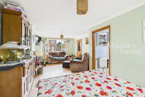 3 bedroom semi-detached house for sale, Tavern Close, Diss