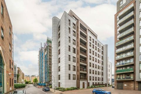undefined, Selsdon Way, London E14