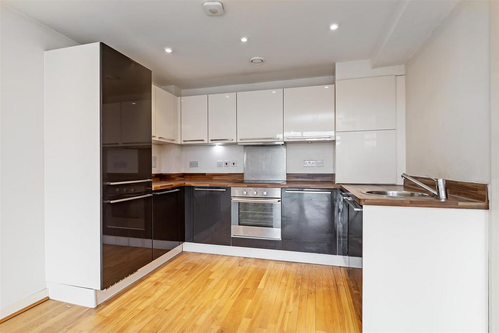 17 Blackfriars Court-12.jpg