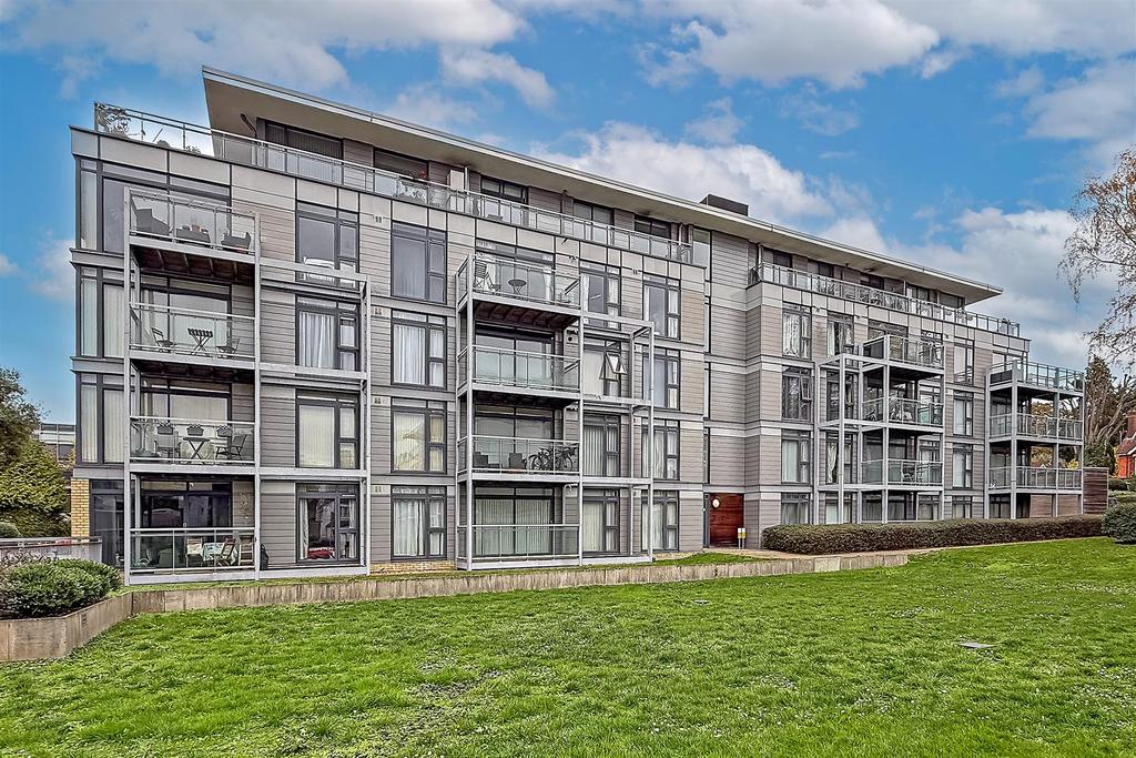 17 Blackfriars Court-6.jpg