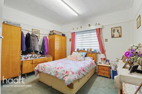undefined, Malford Court, The Drive