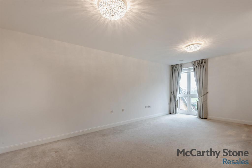 8672388-interior01-800.jpg