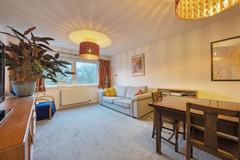 undefined, 32 MacLean Square, Flat 2/2, Kinning Park, Glasgow, G51 1TJ