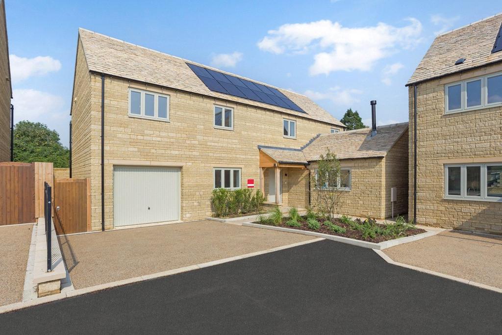 3 Saxon Drive