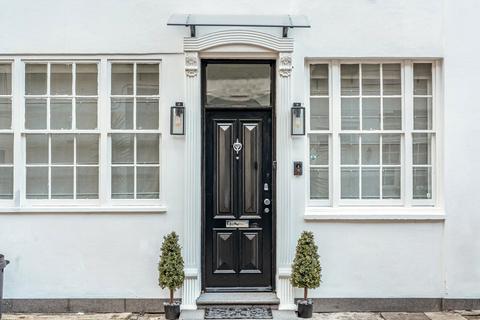 undefined, Elvaston Mews, South Kensington, London, SW7