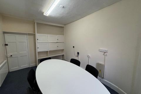Property to rent, Lion Yard, Brecon, LD3