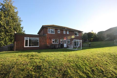 undefined, ARBOUR CLOSE, FETCHAM, KT22