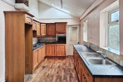 3 bedroom semi-detached house for sale, York Road, York YO24