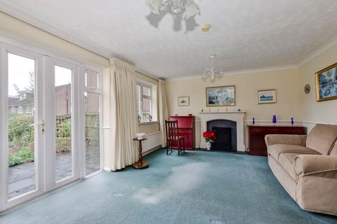 3 bedroom property for sale, Oak Green, Abbots Langley, WD5