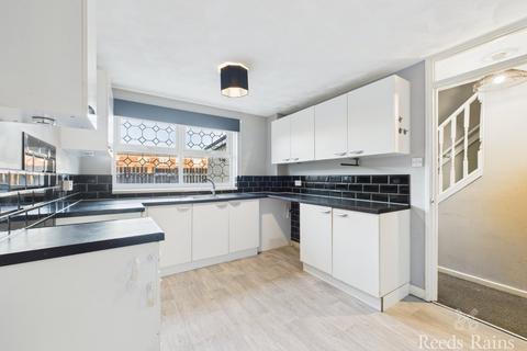 undefined, Redmire Close, Hull HU7