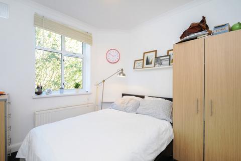 undefined, Haslemere Road, London, N8