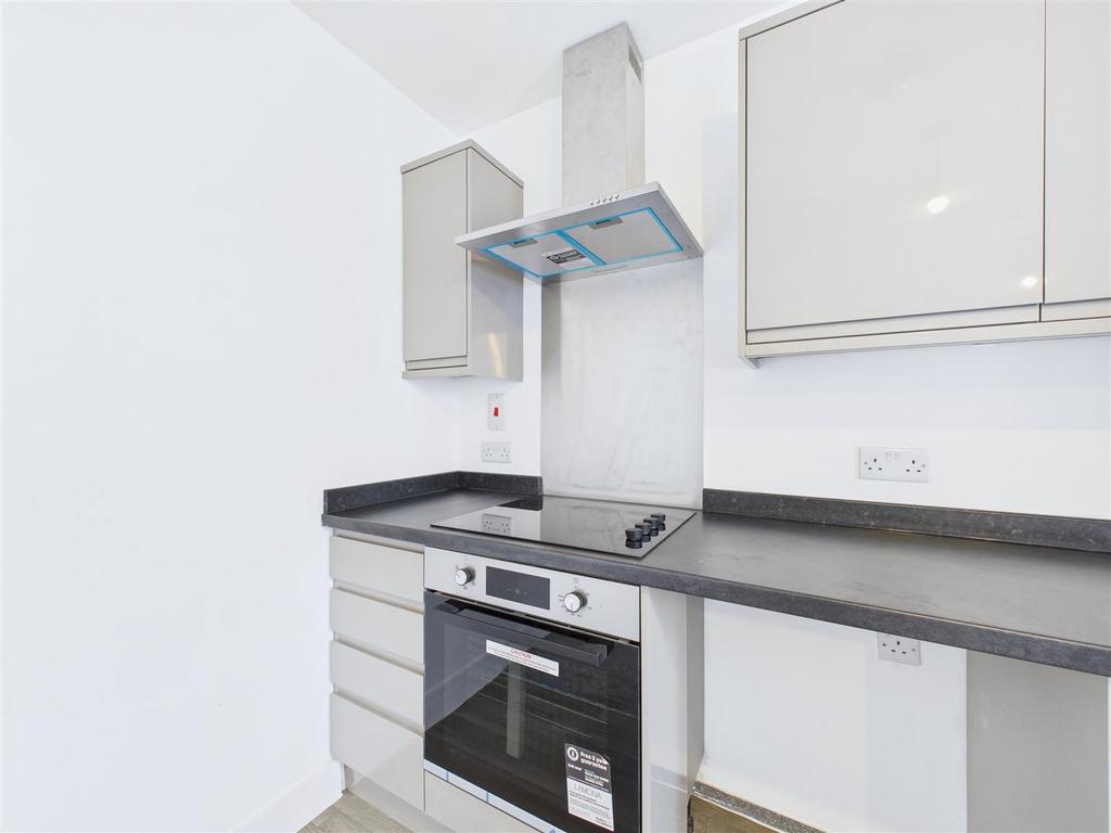 CAM05663 G0-PR0058-STILL008.jpg