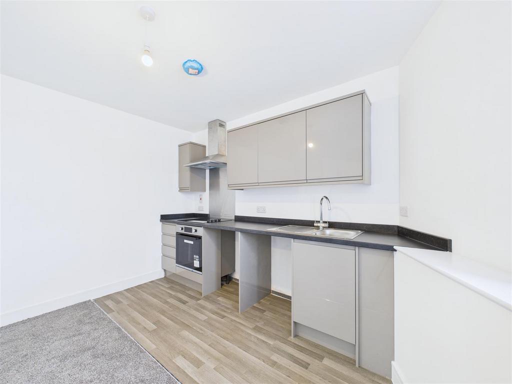 CAM05663 G0-PR0058-STILL006.jpg