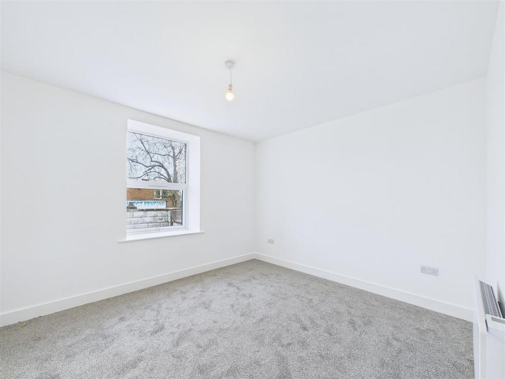 CAM05663 G0-PR0058-STILL013.jpg