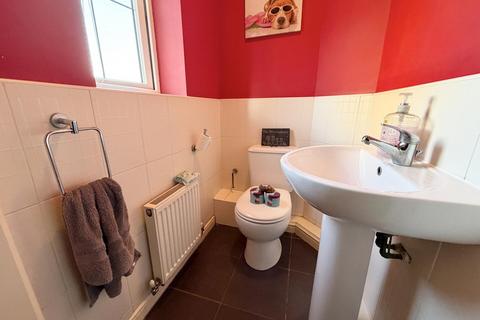 undefined, Great North Road, Micklefield, Leeds