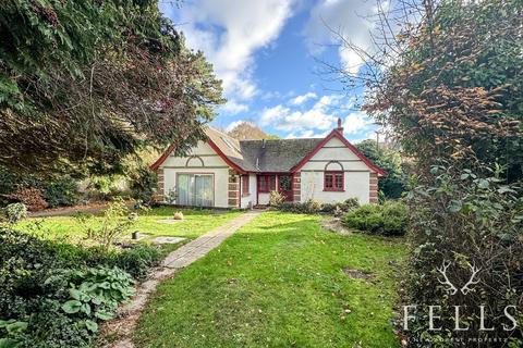 4 bedroom detached bungalow for sale, Sandy Down, Lymington SO41